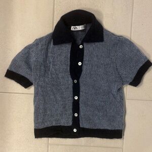 Zara Knit shirt size small